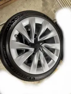 2025年最新】Tesla タイヤ・ホイールセットの人気アイテム