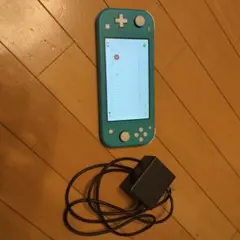 Switch lite キズあり ターコイズ 充電器 32GBメモリカード