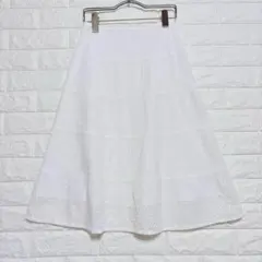 美品♡ビーニート　コットンレーススカート　台形　夏　清楚　上品　日本製のサムネイル