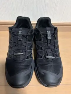 salomon スニーカー