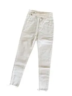 Item thumbnail for item 394a33f7-b9d6-418c-a26f-f8f34b017dd9