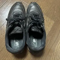 ニューバランススニーカー　24.5