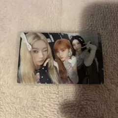 ILLIT NOT CUTE ANYMORE モカ イロハ ユナ トレカ