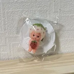 【本日限定価格！】秘密の苺 キューピーちゃん キーホルダー いちご 天使