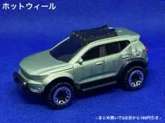 Hotwheels Volvo XC40 Recharge 緑