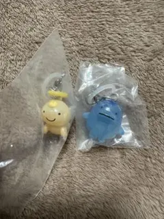 たまごっち　めじるしアクセサリー　ぎんじろっち　くりてん