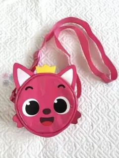 希少　pinkfong ショルダーバッグ ピンク　ピンキッツ　韓国