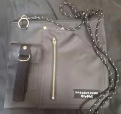 ブラック サコッシュ 合成皮革