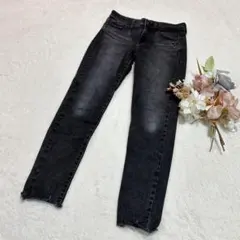 【ユニクロ】UNIQLO ウルトラストレッチジーンズ デニム ダメージ M ●