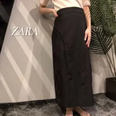 ZARA プロナウンスシーム ストレッチファブリック ミディアムスカートのサムネイル