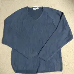 未使用　160センチ 　リブVネックニット