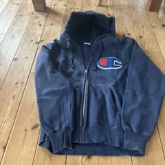 ネイビー パーカー