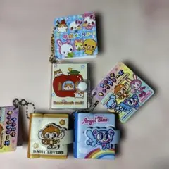 平成レトロ　ミニ手帳風　キーホルダー