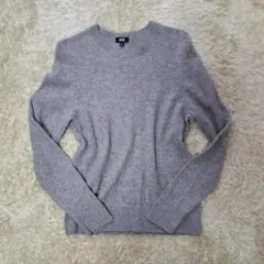 UNIQLO　カシミヤセーター　無地　グレー　M　カシミヤ製　丸首　手洗い済