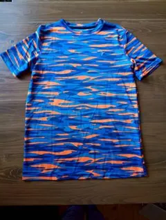 Old Navy GO-DRY カモフラージュ柄 Tシャツのサムネイル