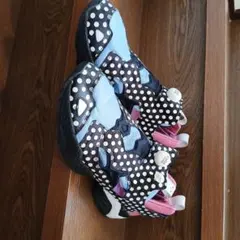 ポンプフューリー　コラボ　別注