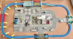 【超メルカリ市限定】トミカとプラレールのハイブリッドタウン&情景・トミカタウン付