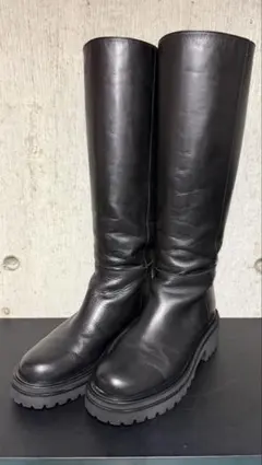 Item thumbnail for item 606d579a-dbf9-4d6c-b623-5d78f444f896