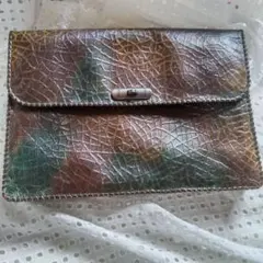 B5サイズ (30×22) が入るクラッチバッグ シンプル マチ４cm