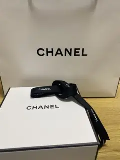 CHANEL ショッパー、ギフトボックス、リボン