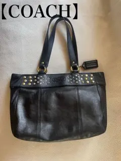 【美品】COACH コーチ　黒 レザー トートバッグ スタッズ　A4収納可能