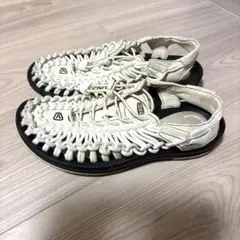 【KEEN】UNEEK JOURNAL STANDARD別注23.5cmのサムネイル