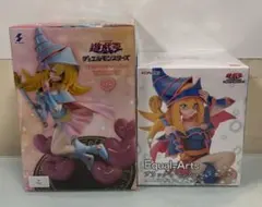 遊戯王　ブラック・マジシャン・ガール　新品未開封フィギュア　2体セット