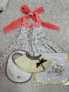 マールマール　エプロン　ファミリア  スタイ　セット