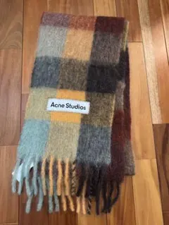 Acne Studios レッド&グレー チェック フリンジ マフラー - メルカリ