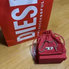 極美品✨️ DIESEL ロゴ プレート チェーン ブレスレット シルバーのサムネイル