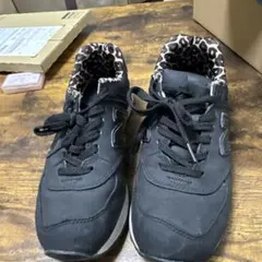 new balance ブラックスニーカー レオパード柄