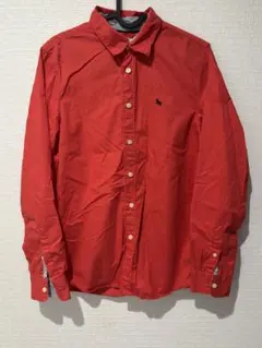 赤 ボタンダウン長袖シャツ