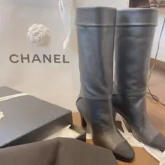 CHANELロングブーツ 定価22万円のサムネイル