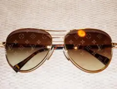 未使用級✨　ルイヴィトン　コンスピラシオン　パイロット　モノグラム　サングラス LOUIS VUITTON ルイ・ヴィトン Z0165U モノグラム コンスピ