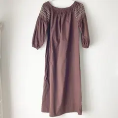 A DAY IN THE LIFE 刺繍　ワンピース