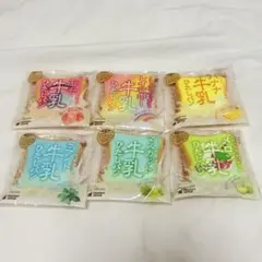 iBloom 牛乳ひたしパン スクイーズ 4種セット 巾着付き - メルカリ