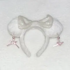 ホワイトリボン付き耳型カチューシャ