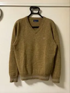 FRED PERRY ウール Vネック セーターのサムネイル