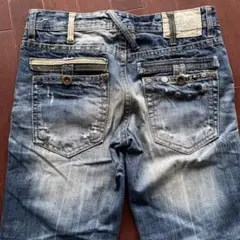 ロリータジーンズ　ダメージ加工デニムパンツ