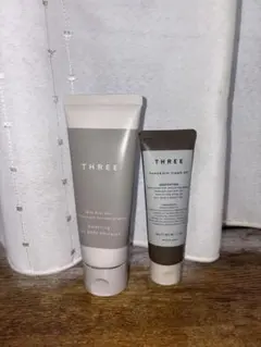 THREE バランシング フルボディエマルジョン & ハンドクリームセットのサムネイル