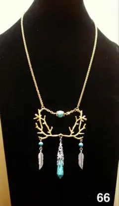 コーラルデザインのターコイズ＆フェザーネックレス ボヘミアンスタイル 男女兼用
