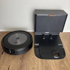 iRobot　ルンバ　Roomba j7+ （正規品交換用パーツ付き）のサムネイル