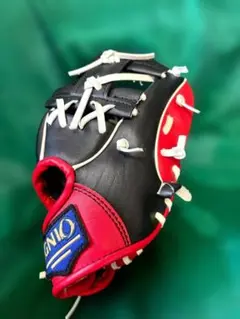 IGNIO SWEEP 軟式野球グローブ キッズ用ブラック×レッドのサムネイル