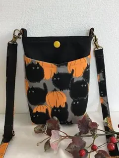 ハンドメイドショルダーバッグ☆スマホポーチ☆アレキサンダーヘンリー黒猫とカボチャ