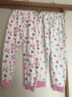 100%綿２枚　未使用に近い　女の子パジャマ部屋着　ズボン　120-130cm