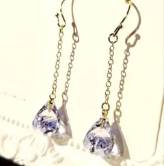 1809.スワロ入り♡ しずく型レジンピアス♡