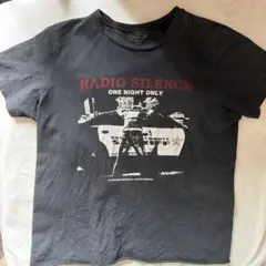 Brandy MelvilleグラフィックTシャツミニTシャツのサムネイル