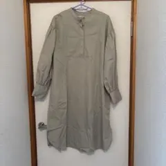 Shel'tter 長袖シャツワンピース ベージュ