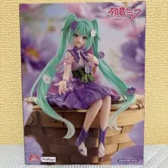 初音ミク フィギュア 紫色のドレス
