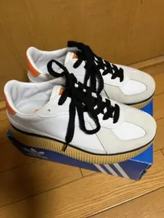 オニツカタイガー スニーカー DELECITY 24.5cm